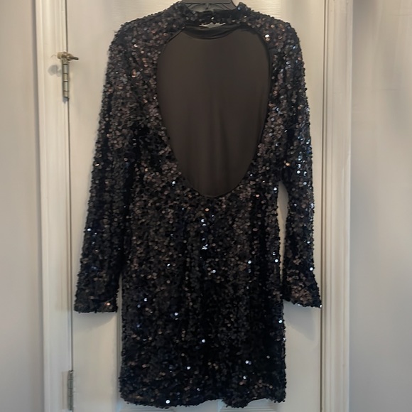 H&M Sequin Black Dress Sz L - Picture 2 of 5